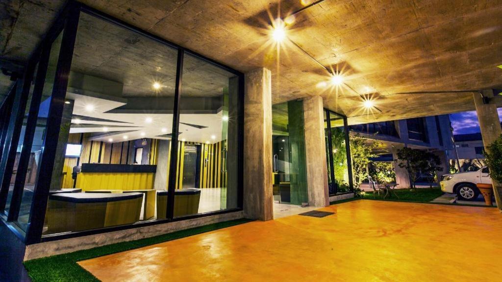 B2 Phuket Boutique & Budget Hotel Eksteriør billede