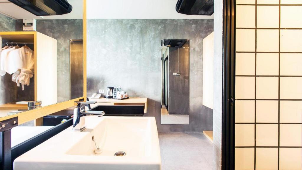 B2 Phuket Boutique & Budget Hotel Eksteriør billede